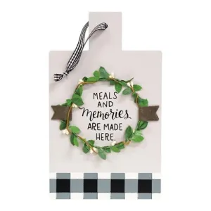 *Meals and Memories Cutting Board Sign